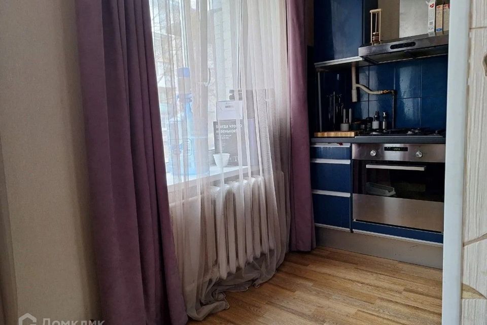 Продаётся 3-комнатная квартира, 55.9 м²
