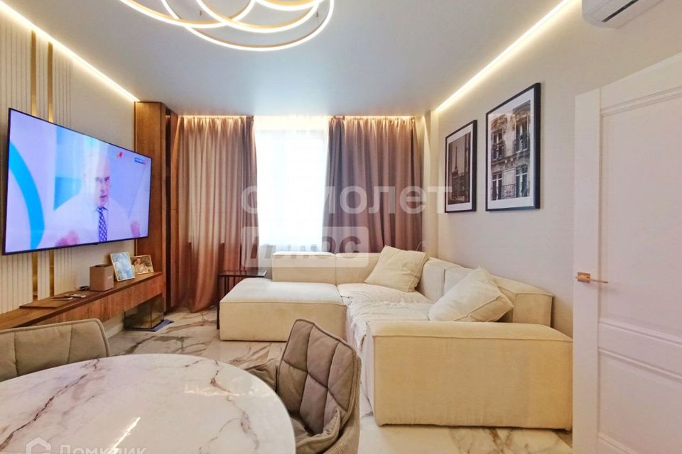 Продаётся 2-комнатная квартира, 67.1 м²