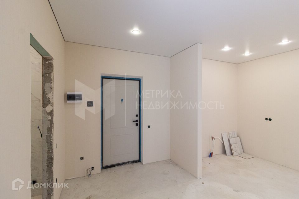 Продаётся 1-комнатная квартира, 42 м²