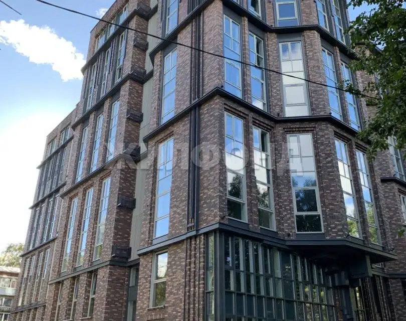 Продаётся 2-комнатная квартира, 80.3 м²