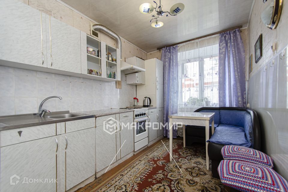 Продаётся 3-комнатная квартира, 63.4 м²