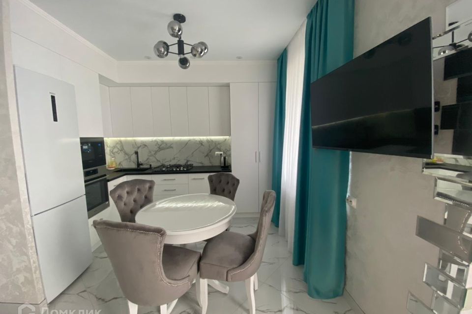 Продаётся 1-комнатная квартира, 40 м²