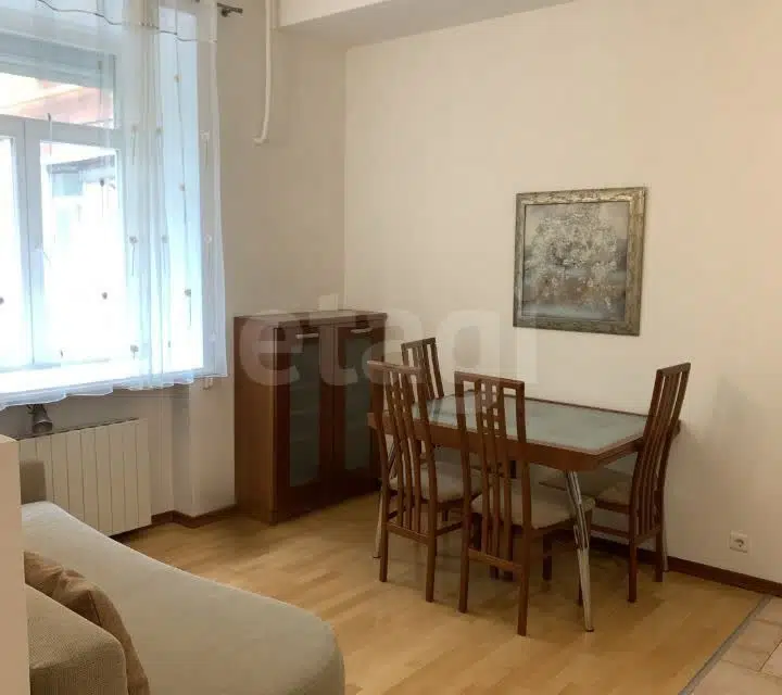 Продаётся 1-комнатная квартира, 41.5 м²