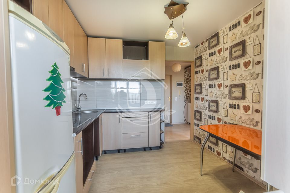 Продаётся 2-комнатная квартира, 41.8 м²