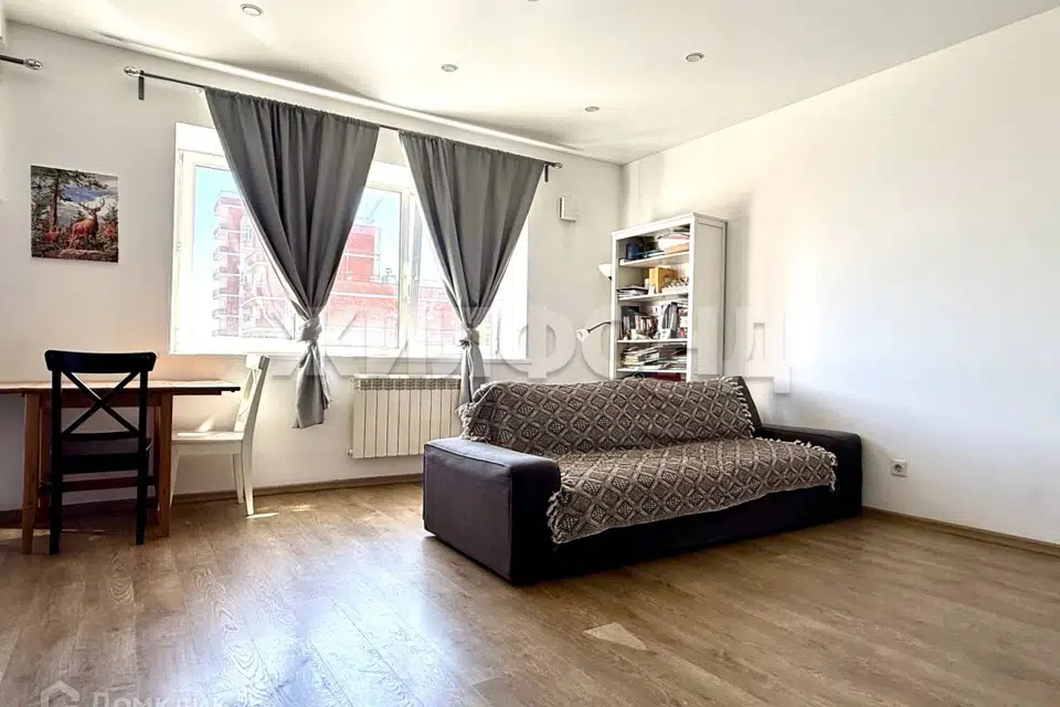 Продаётся 1-комнатная квартира, 44 м²