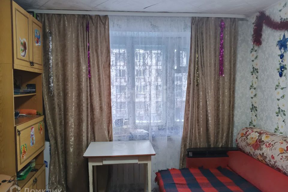 Продаётся комната в 1-комн. квартире, 13.2 м²