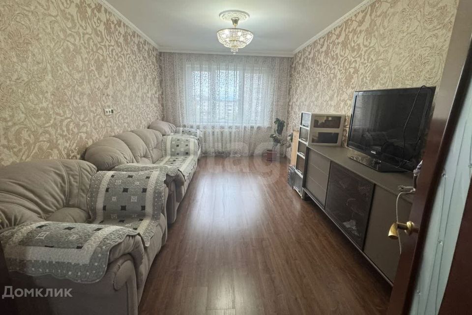 Продаётся 4-комнатная квартира, 93.8 м²