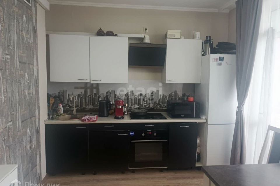 Продаётся 1-комнатная квартира, 36.8 м²