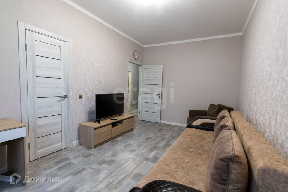 Продаётся 2-комнатная квартира, 69.9 м²