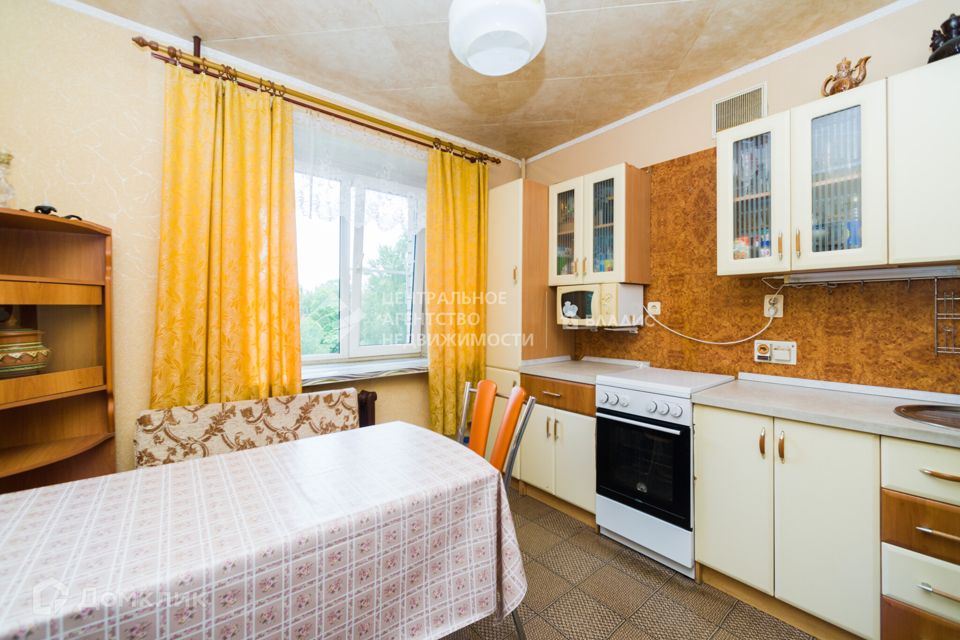 Продаётся 1-комнатная квартира, 41.7 м²