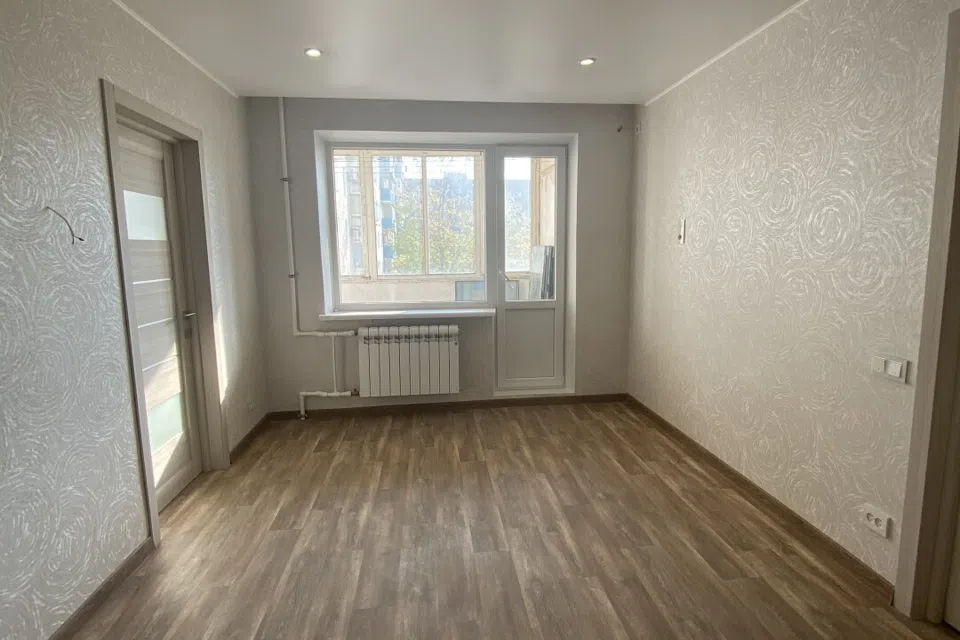 Продаётся 3-комнатная квартира, 56.5 м²