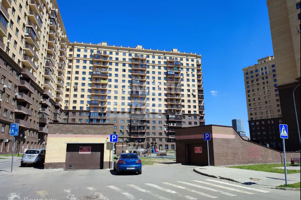 Продаётся 1-комнатная квартира, 42.2 м²