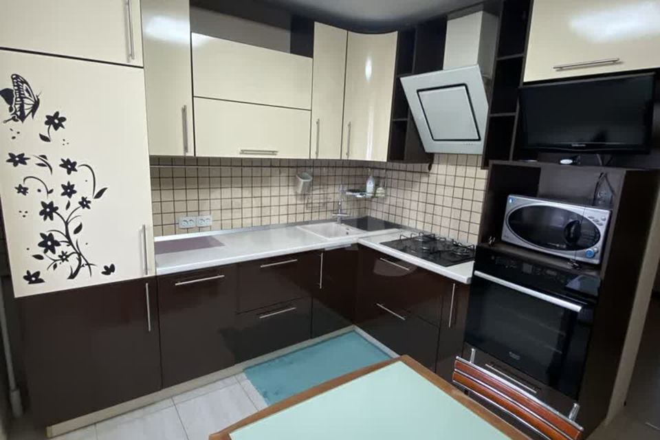 Продаётся 3-комнатная квартира, 66.4 м²