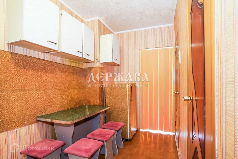 Продаётся 1-комнатная квартира, 37 м²