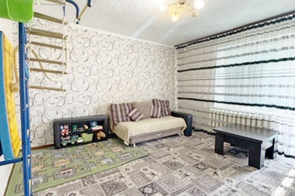 Продаётся 3-комнатная квартира, 62.9 м²