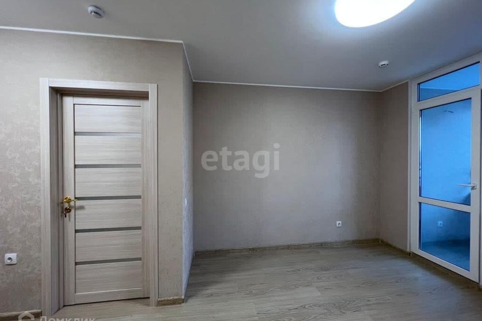 Продаётся 1-комнатная квартира, 41.3 м²