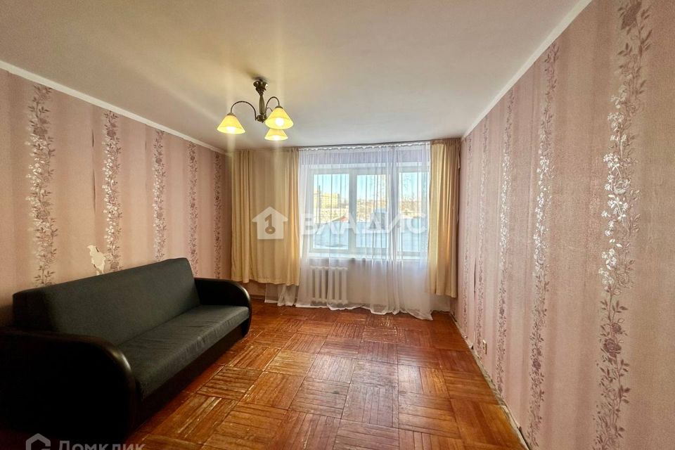 Продаётся 1-комнатная квартира, 35.8 м²