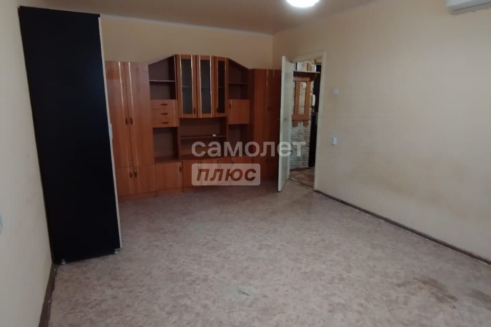 Продаётся 1-комнатная квартира, 37.1 м²