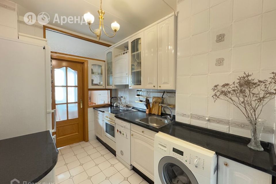 Сдаётся 4-комнатная квартира, 90 м²