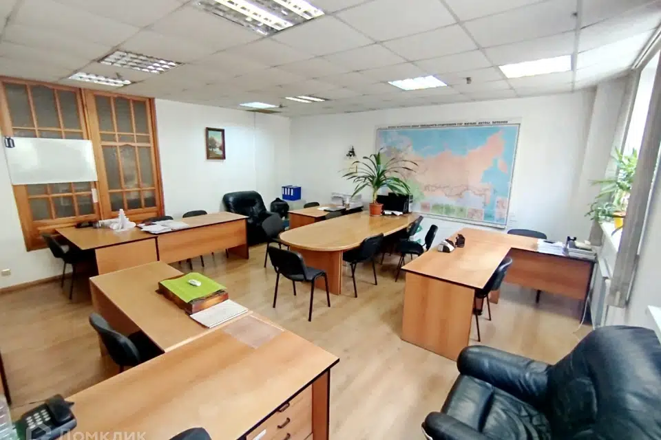 Продаётся офис, 202 м²