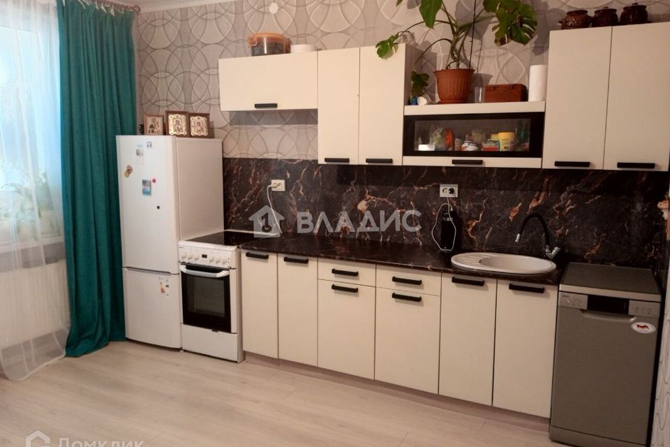 Продаётся 2-комнатная квартира, 62 м²
