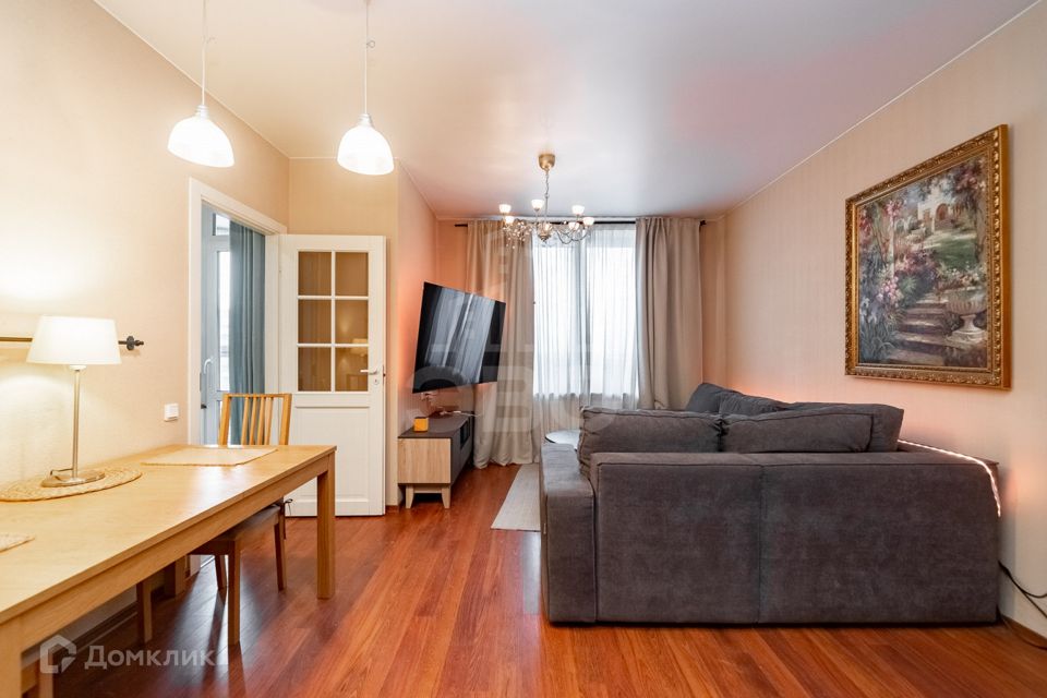 Продаётся 4-комнатная квартира, 106.1 м²