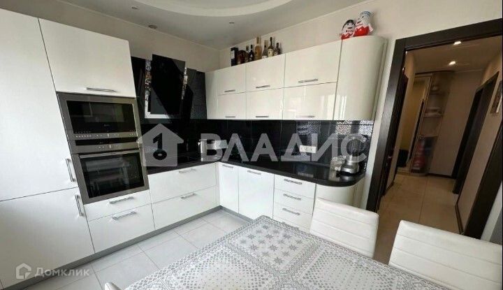 Продаётся 2-комнатная квартира, 61 м²