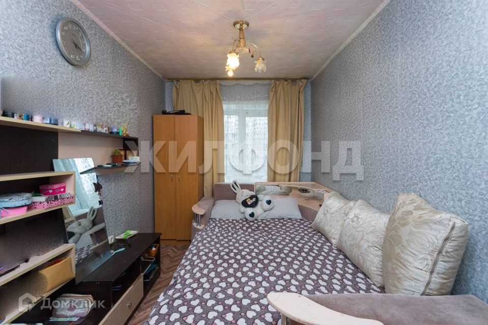 Продаётся комната в 6-комн. квартире, 9.6 м²