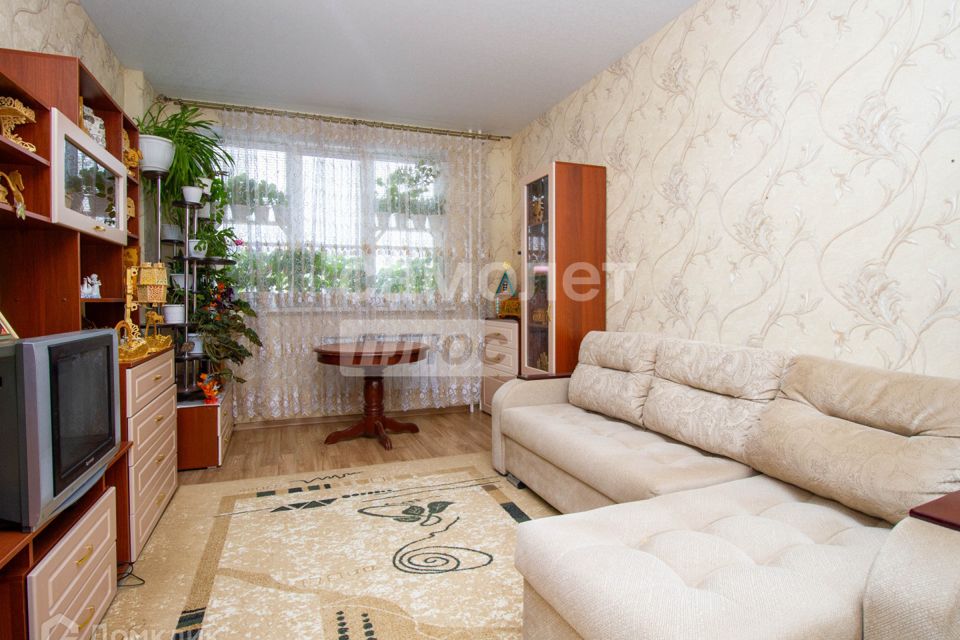 Продаётся 2-комнатная квартира, 56.8 м²