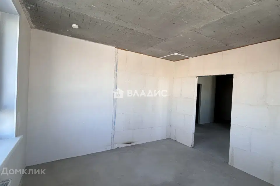 Продаётся 2-комнатная квартира, 65.2 м²