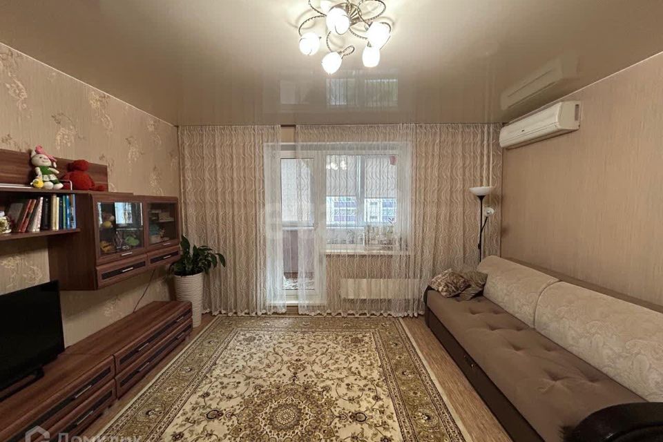 Продаётся 1-комнатная квартира, 40.6 м²