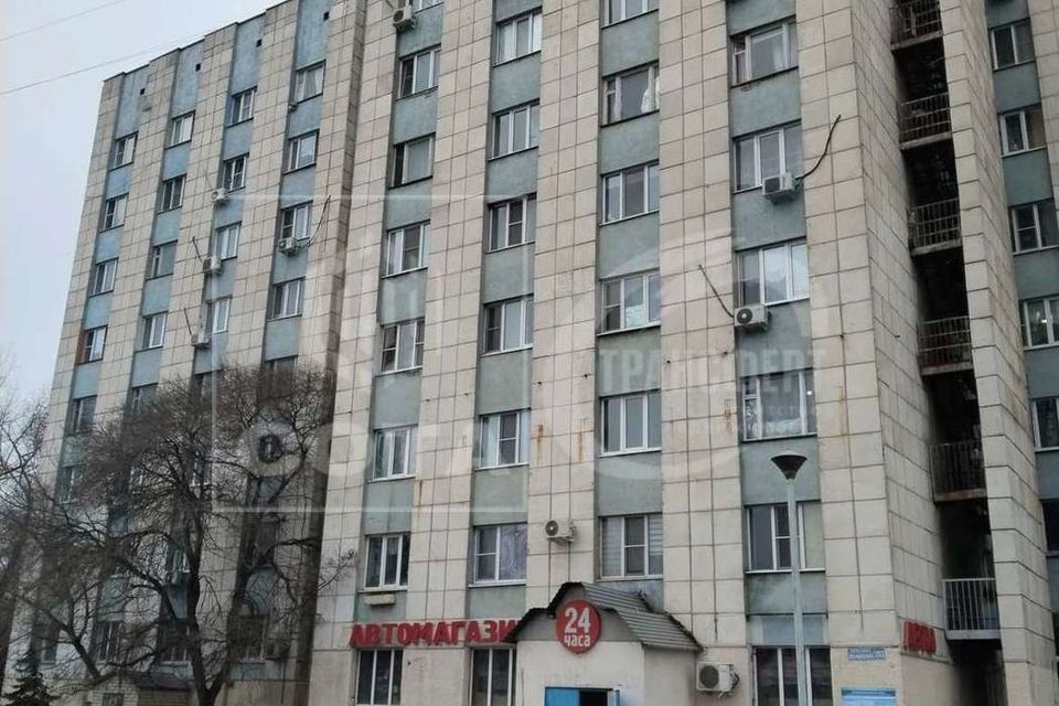 Продаётся комната в 4-комн. квартире, 17.6 м²