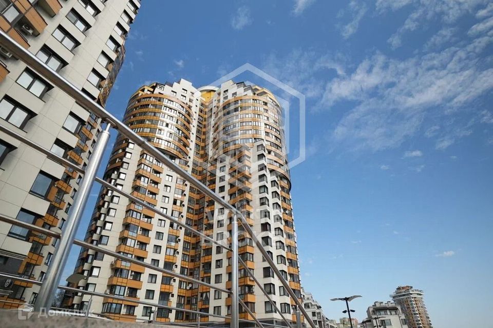 Продаётся 4-комнатная квартира, 89 м²