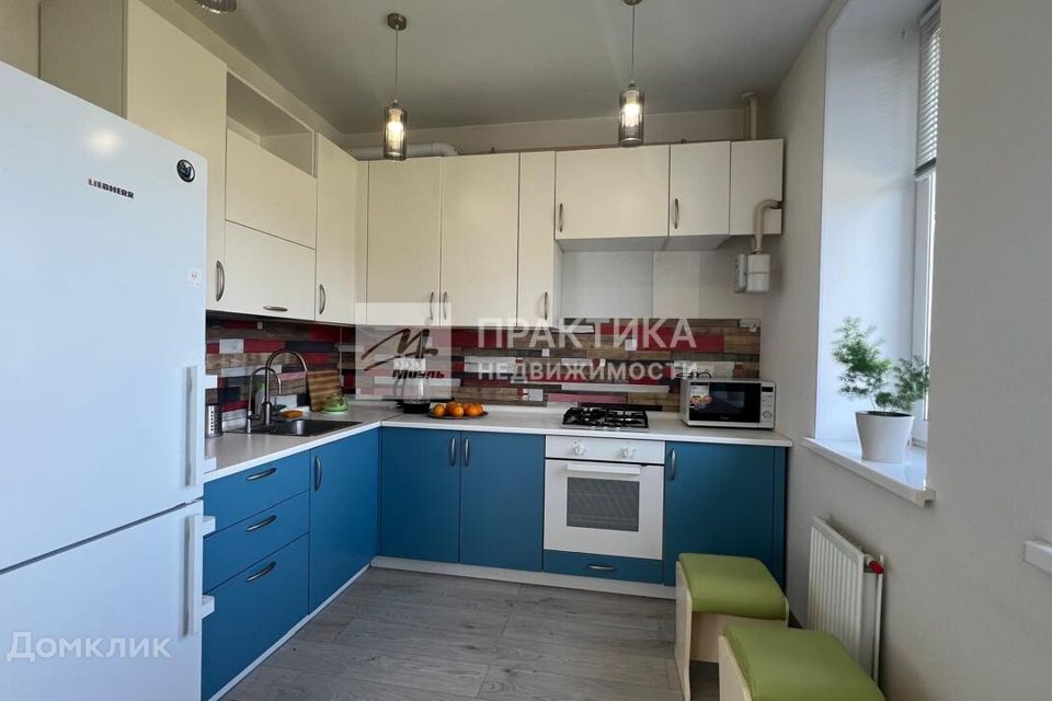 Продаётся 1-комнатная квартира, 41.6 м²