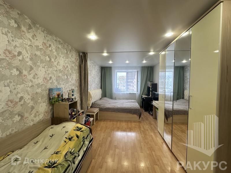 Продаётся 2-комнатная квартира, 63.6 м²