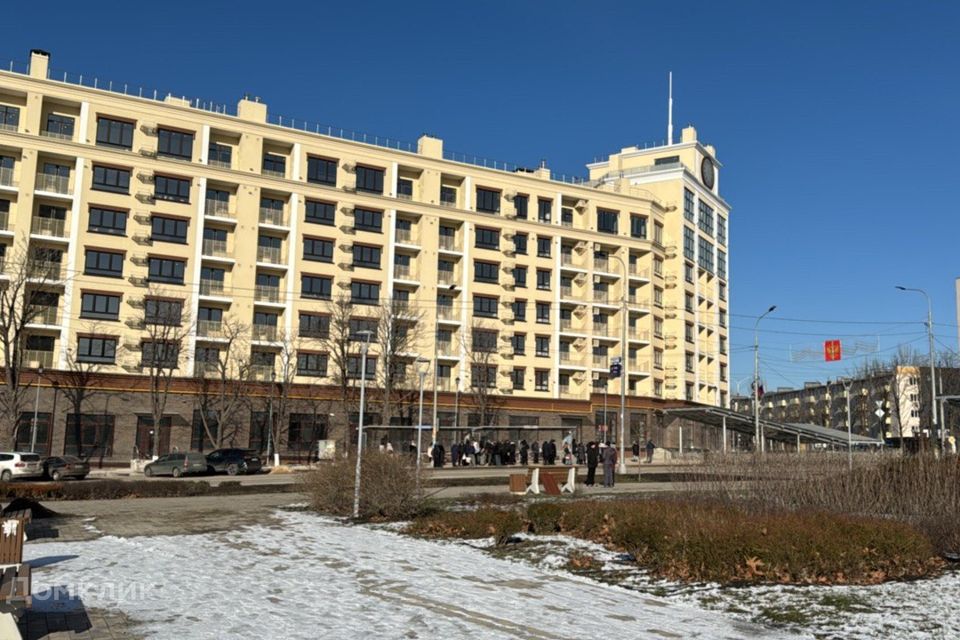 Сдаётся торговое помещение, 226 м²