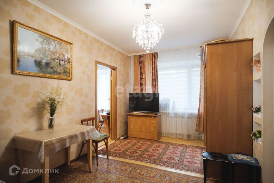 Продаётся 2-комнатная квартира, 42.7 м²