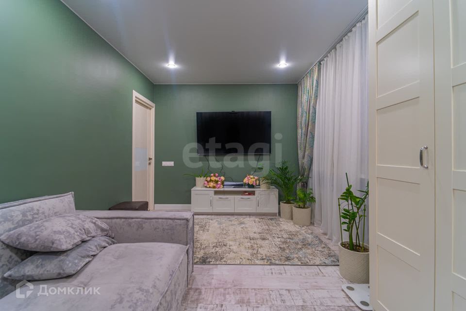 Продаётся 3-комнатная квартира, 79.7 м²