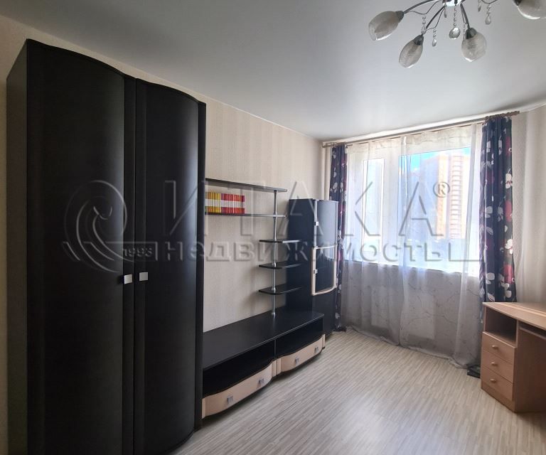 Продаётся 1-комнатная квартира, 38.2 м²