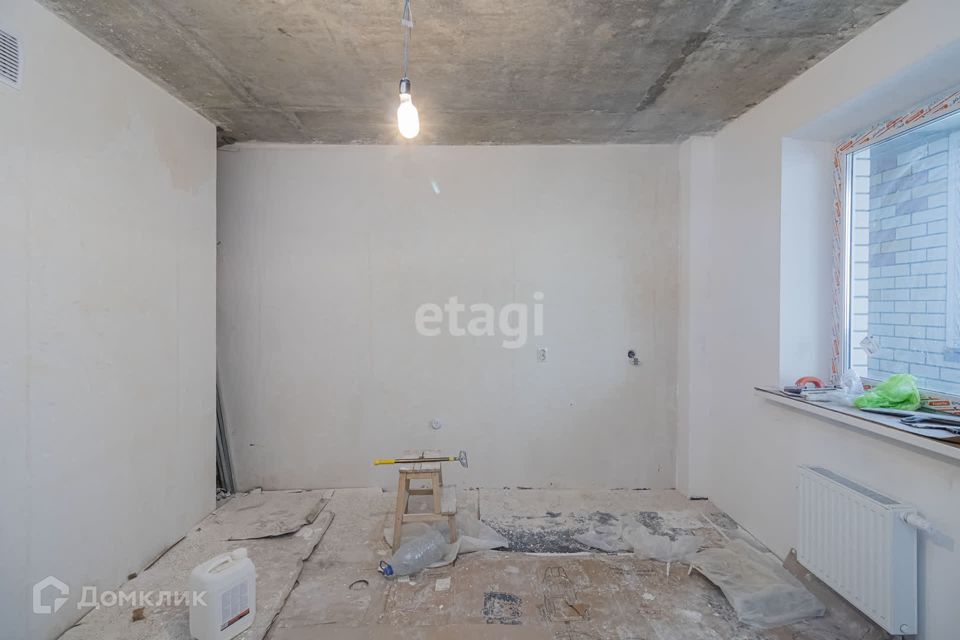Продаётся 2-комнатная квартира, 76.3 м²
