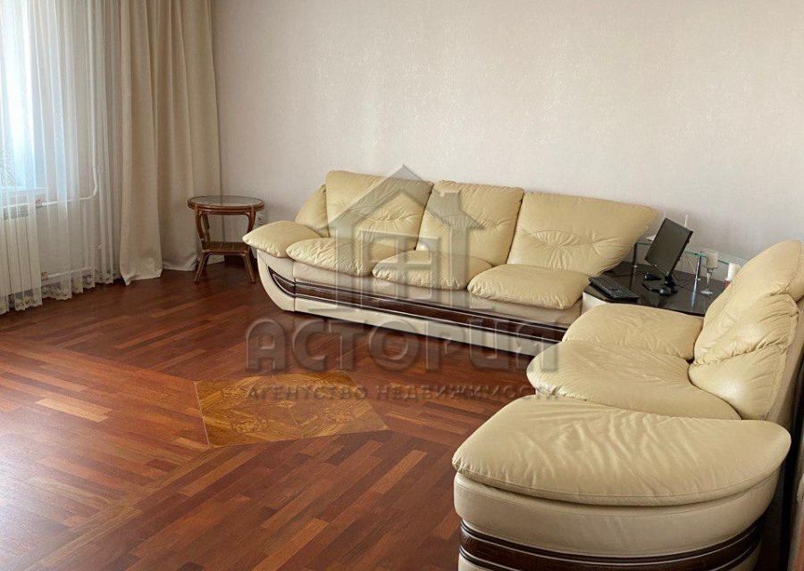Продаётся 3-комнатная квартира, 88.2 м²