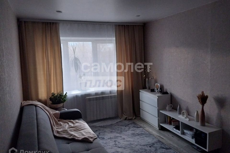 Продаётся 2-комнатная квартира, 42.6 м²