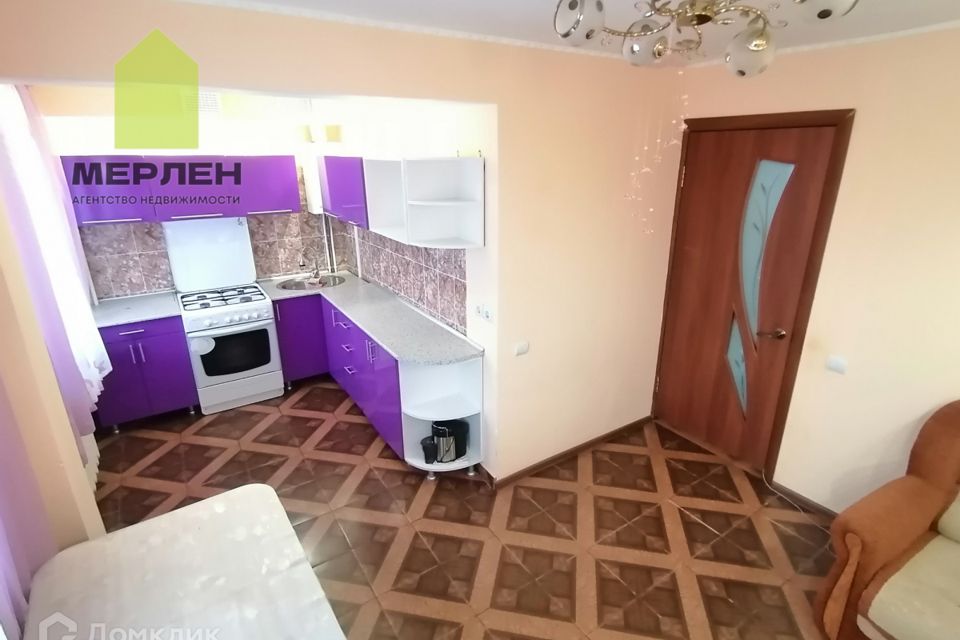 Продаётся 4-комнатная квартира, 59.1 м²