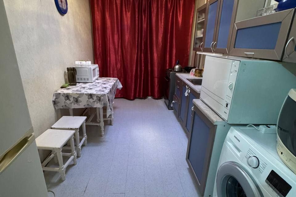 Продаётся 4-комнатная квартира, 71.4 м²