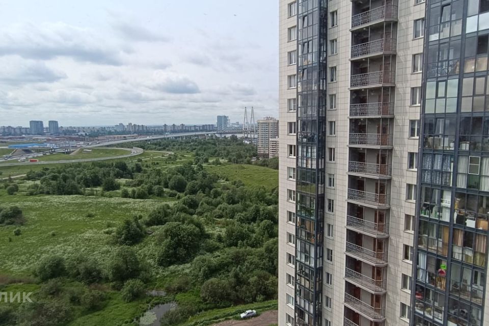 Продаётся 4-комнатная квартира, 60.7 м²