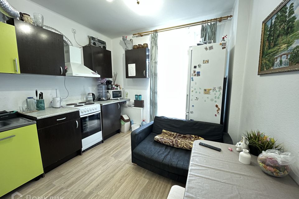 Продаётся 1-комнатная квартира, 38.2 м²