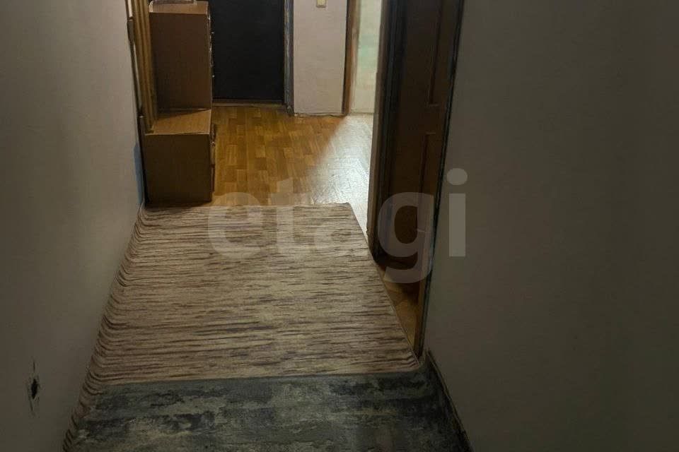 Продаётся 3-комнатная квартира, 52.8 м²
