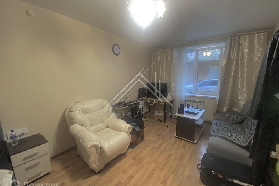 Продаётся 1-комнатная квартира, 38.8 м²