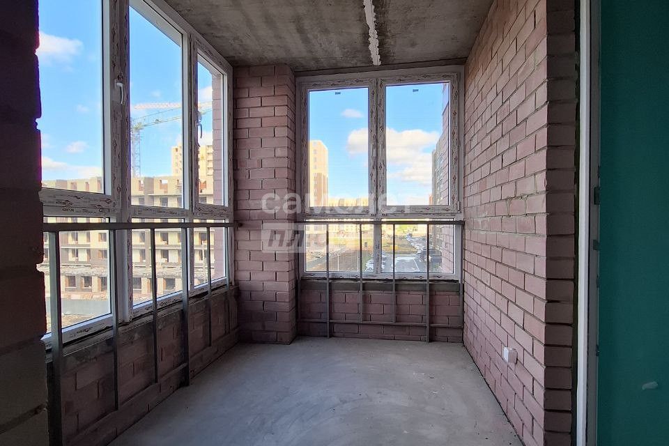 Продаётся 4-комнатная квартира, 125 м²