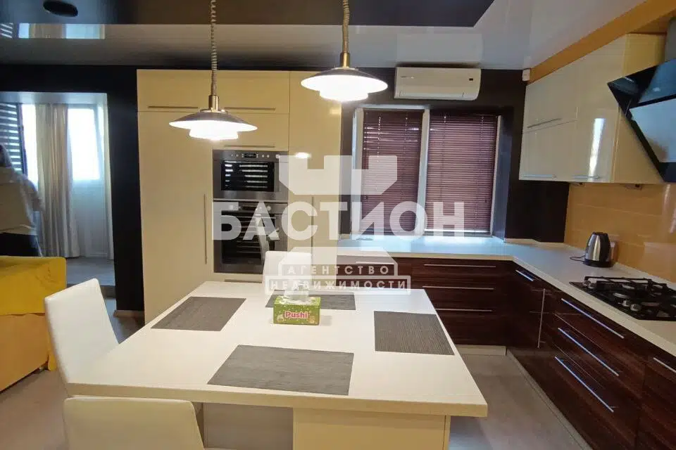 Продаётся 3-комнатная квартира, 68 м²